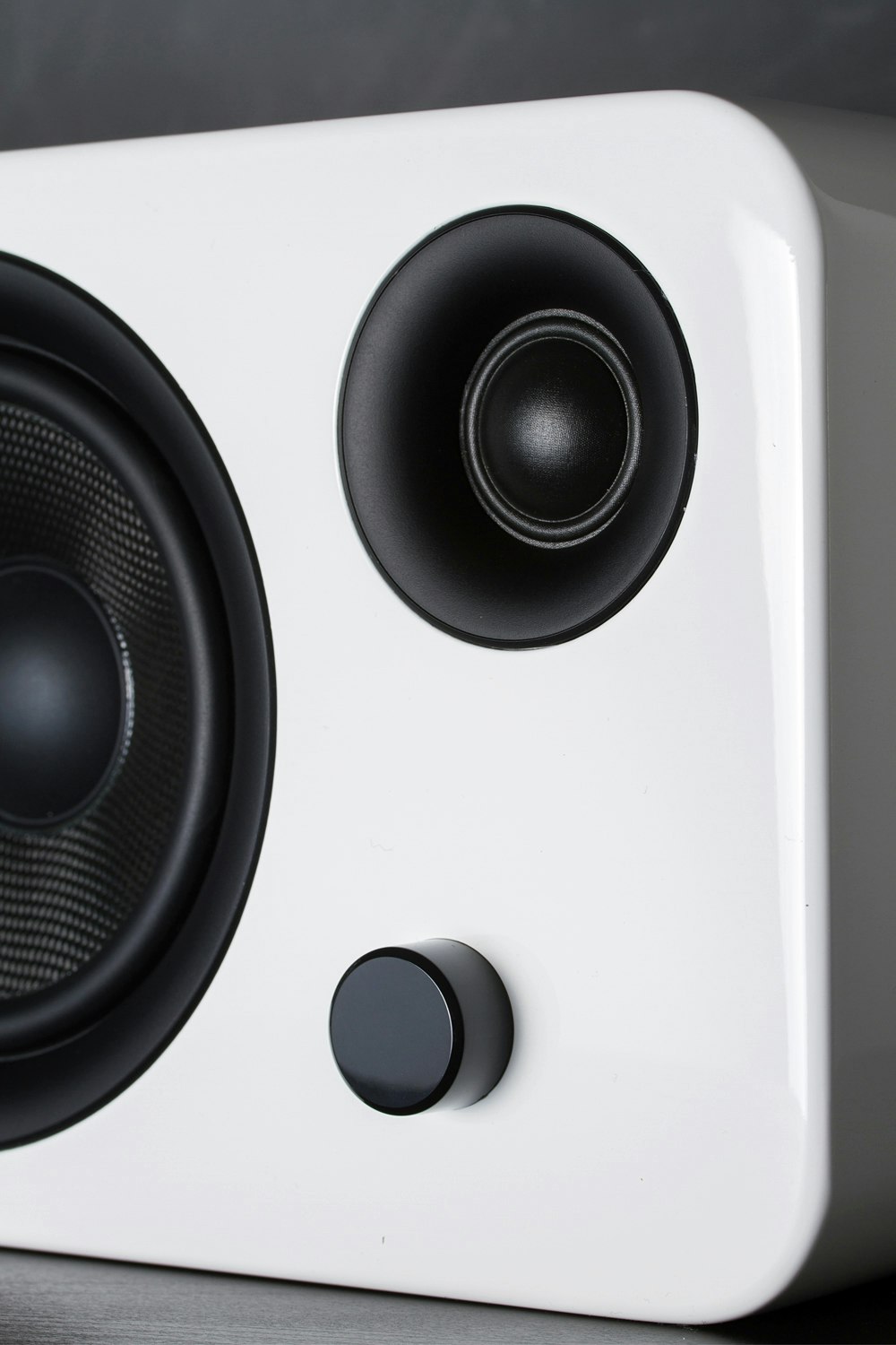 Kanto SYD6 Powered Speaker