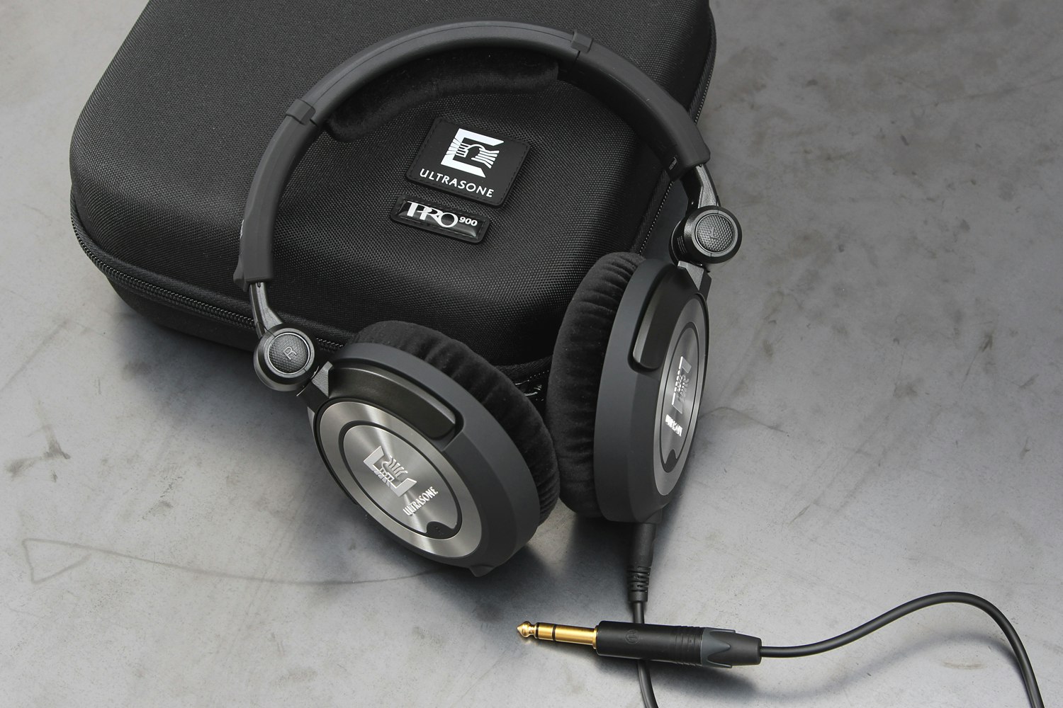 Ultrasone Pro 900 Headphones | Audiophile | Drop