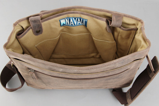 Navali Mainstay Messenger Bag