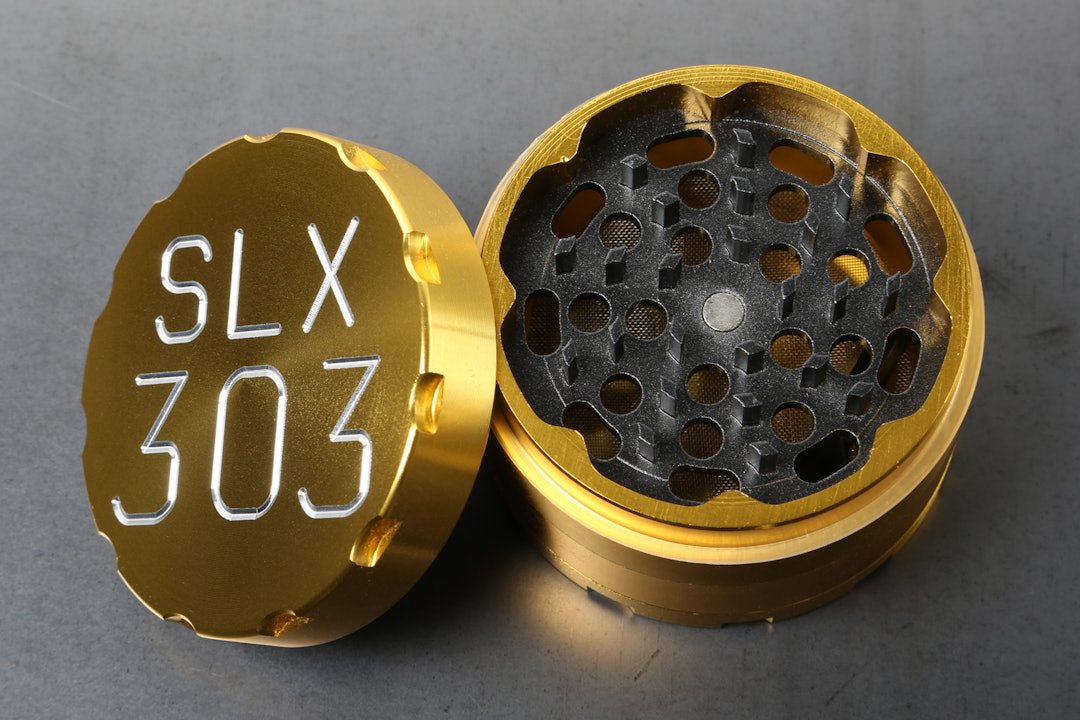SLX 303 3-Stage Non-Stick Grinder