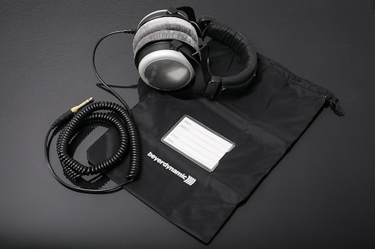 Beyerdynamic DT880 Pro Headphone