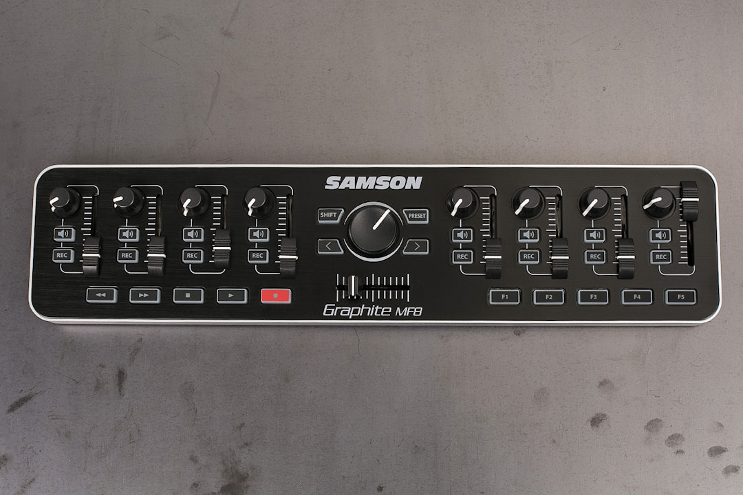 Samson Graphite MF8 MIDI Controller
