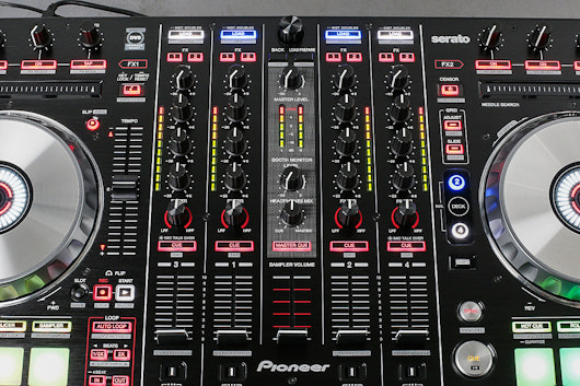 Pioneer DDJ-SX2 Serato DJ Controller