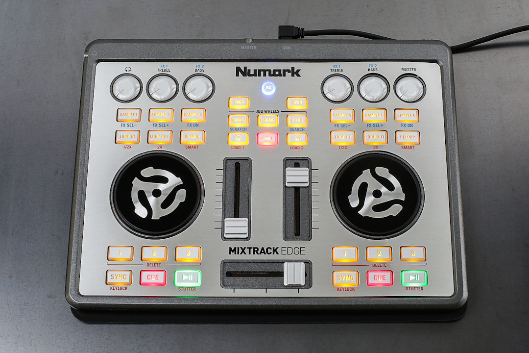 Numark Mixtrack Edge DJ Controller