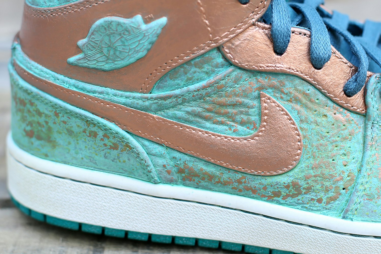 GourmetKickz Air Force 1 / Jordan 1 Patina Pack