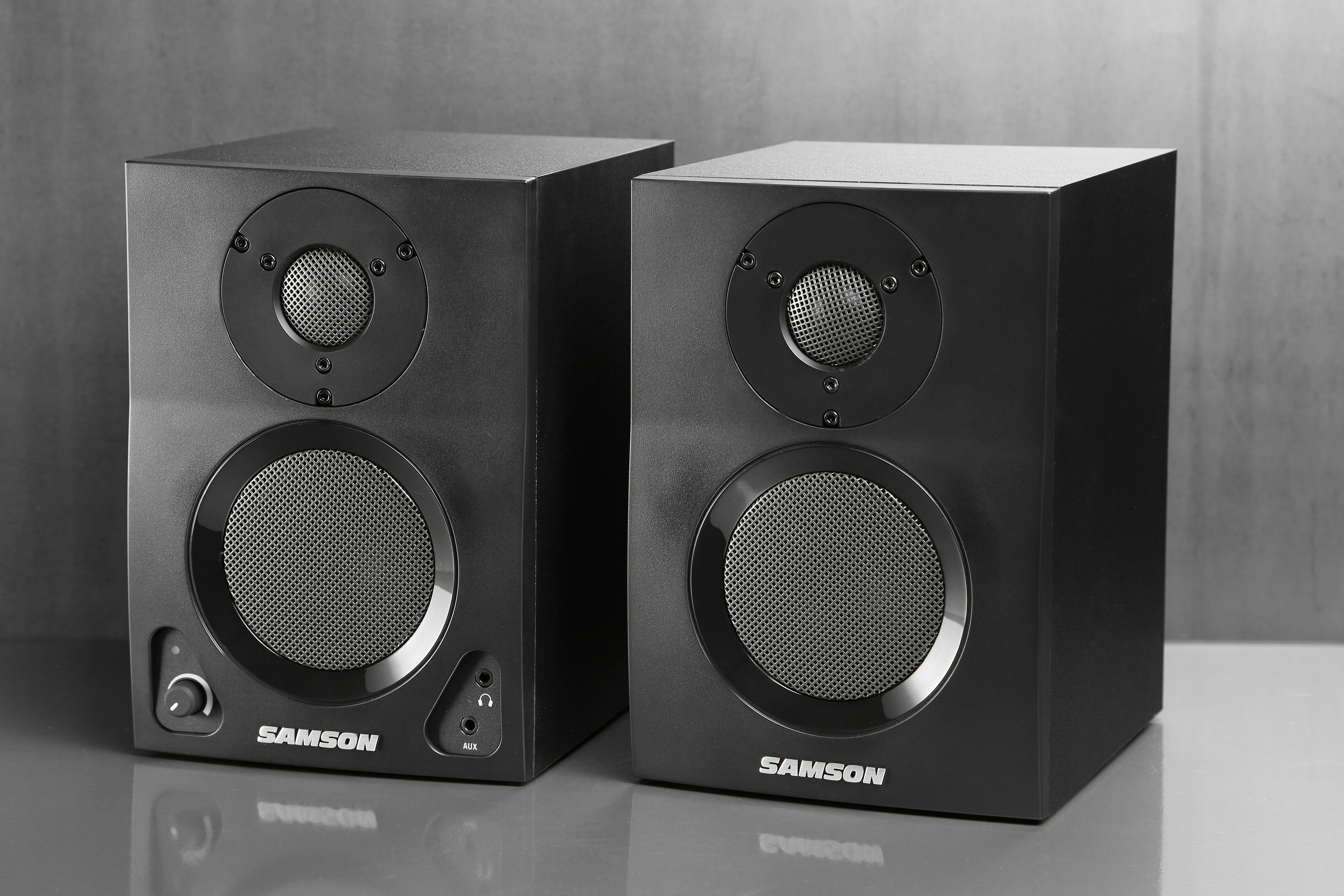 samson bt3 monitors