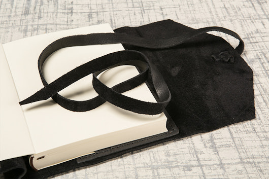 Manufactus "Laccio" Refillable Leather Journal