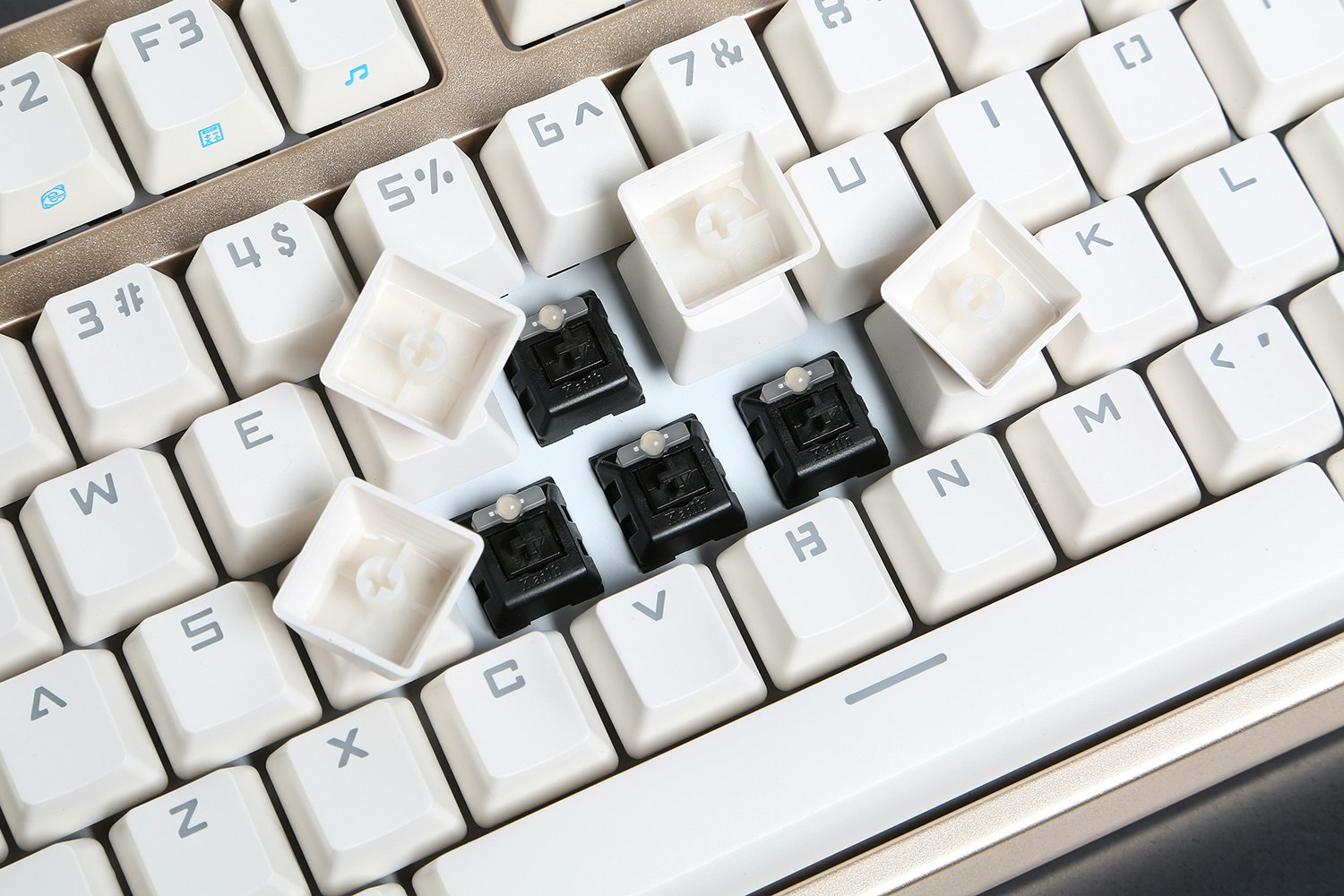 Keycool 104 RGB Mechanical Keyboard