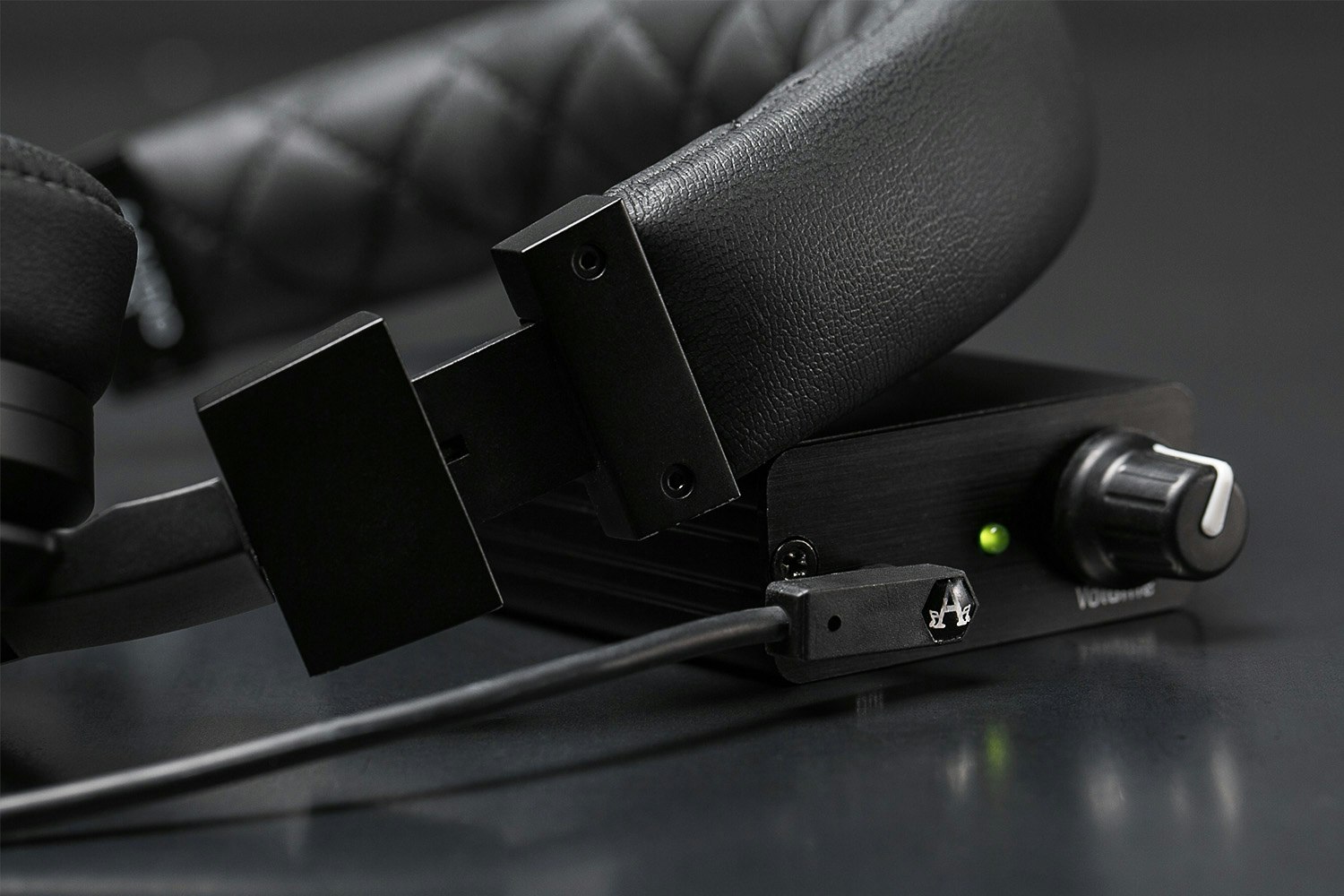 Mayflower Electronics CMOY