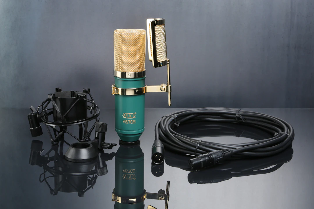 MXL V67-MD1 Microphone Bundle