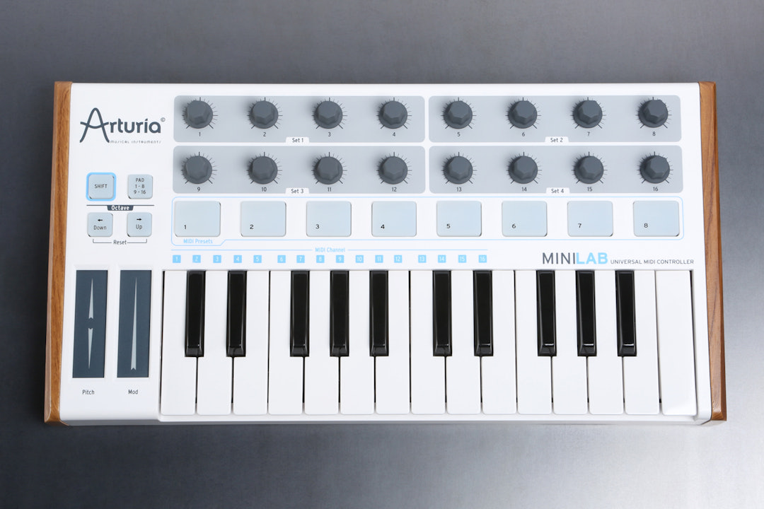 Arturia MiniLab 25-Key MIDI Controller