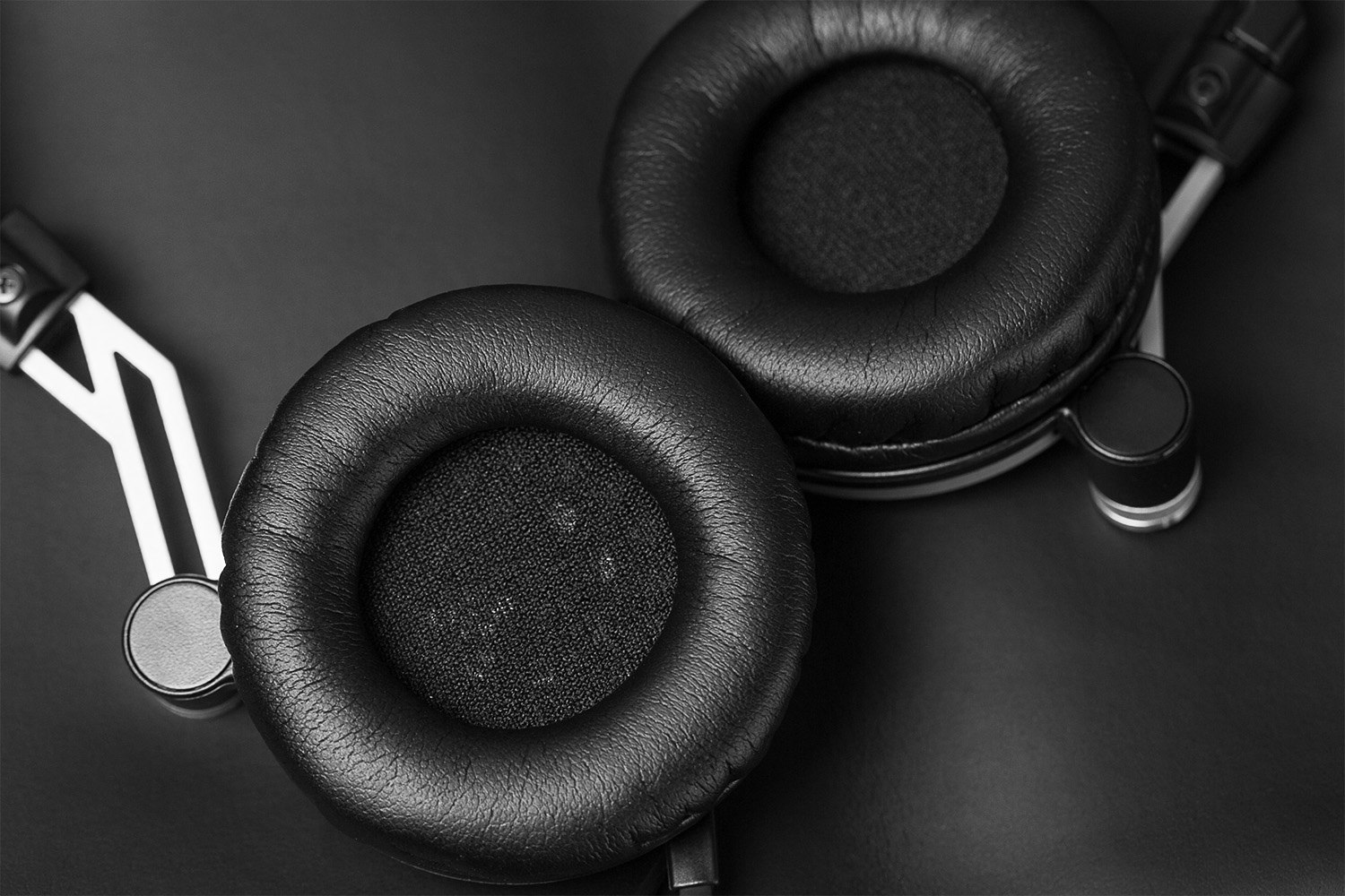 Audio-Technica ATH-ES88 Portable Headphones