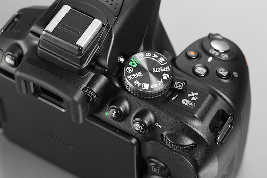 Nikon D5300 DSLR 18-55mm Camera Kit