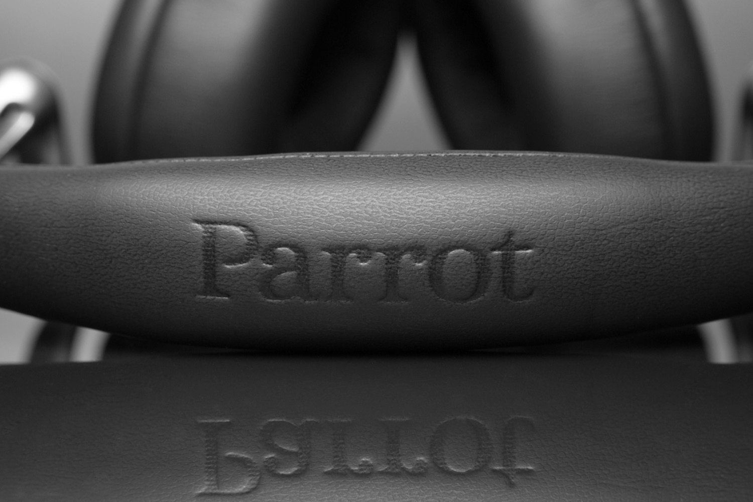 Parrot Zik 2.0 Stereo Bluetooth Headphone