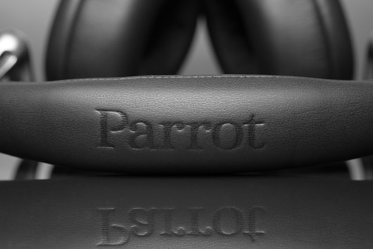 Parrot Zik 2.0 Stereo Bluetooth Headphone