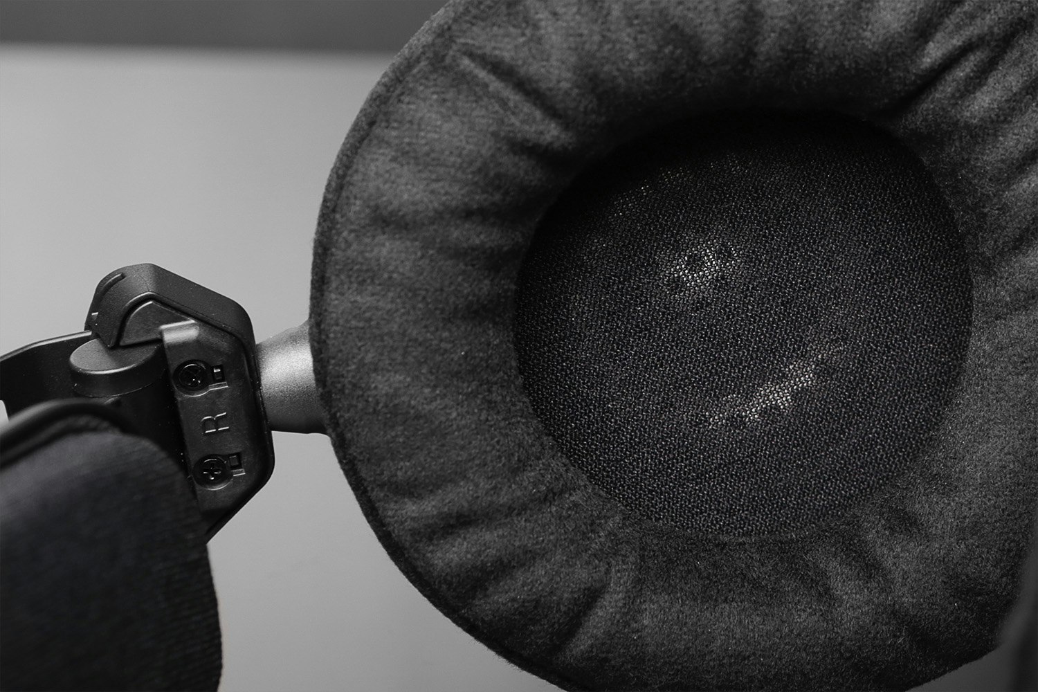 Audio-Technica ATH-R70x Headphones