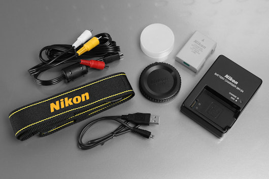 Nikon D5500 DX-format Digital SLR w/ 18-55mm VR II Kit