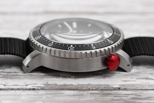 Maratac SR-1 Red Crown Watch