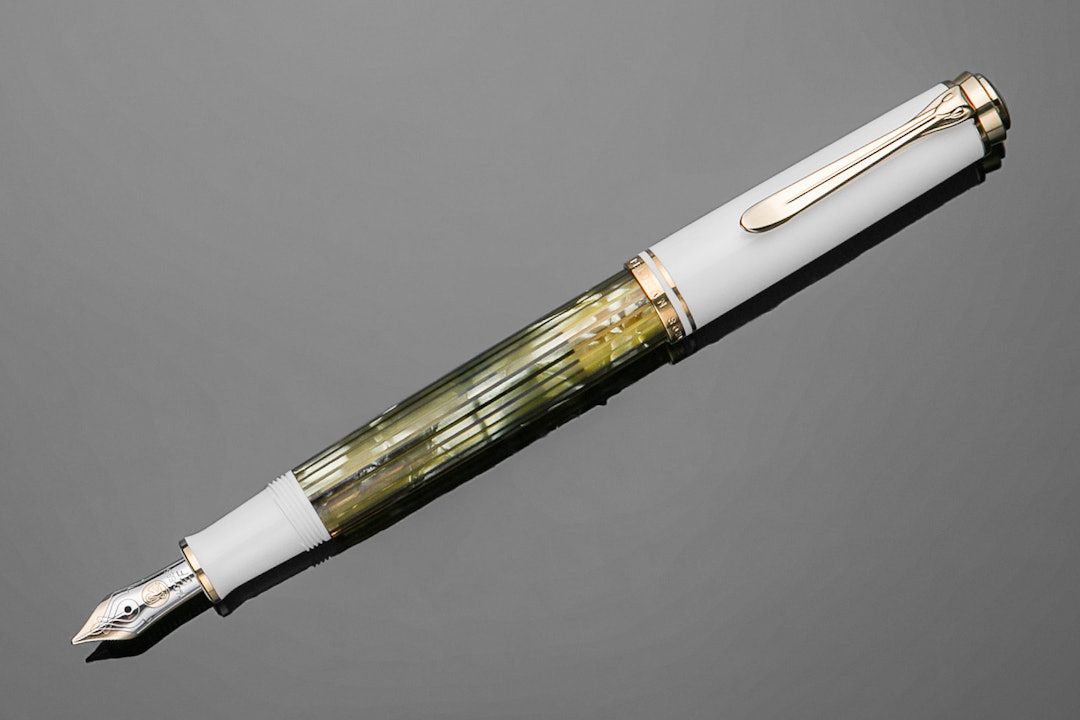 Pelikan Souveran M400 White Tortoise Fountain Pen