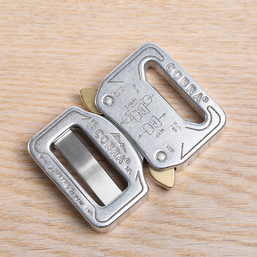 cobra quick release buckle