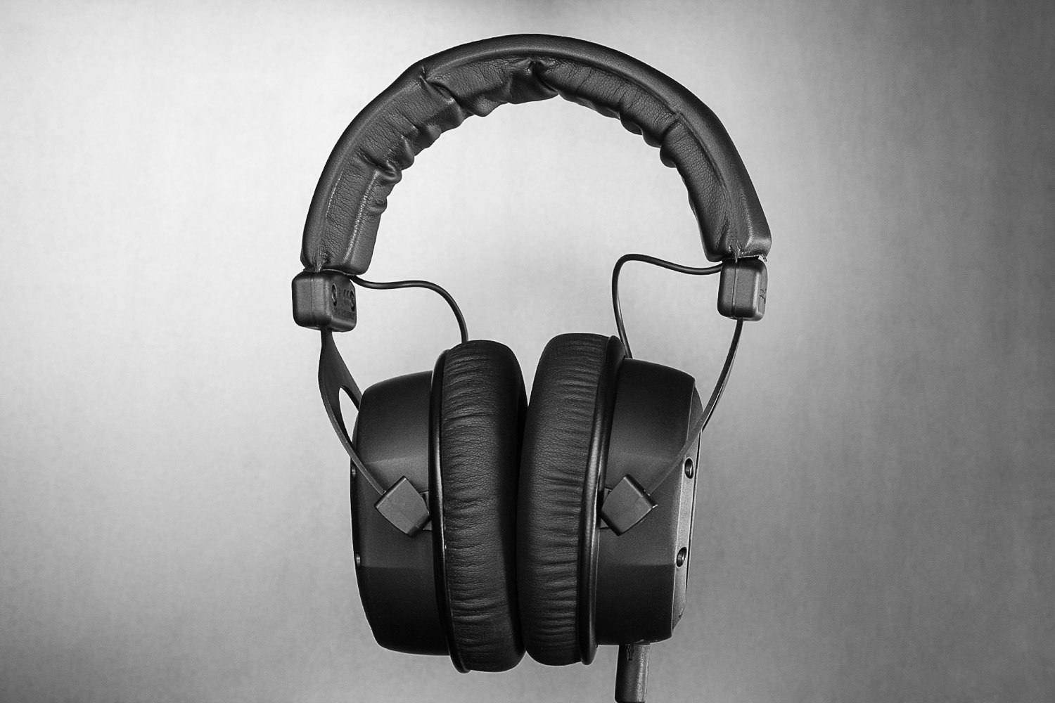 Beyerdynamic Custom One Pro Plus Headphones w/Mic