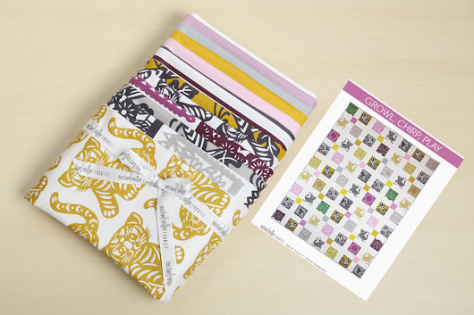 Growl Chirp Play Quilt Kit by Michael Miller
