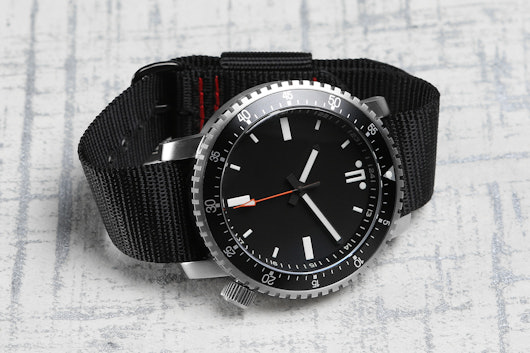 Maratac SR-9015L Watch
