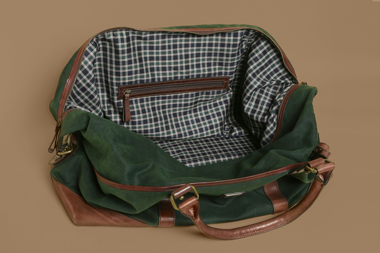 The British Belt Co. Langdale Weekender Price & Reviews Massdrop