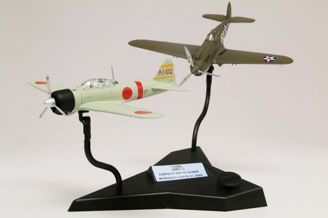 Airfix Dogfighting Doubles: P-40 Warhawk & Zero