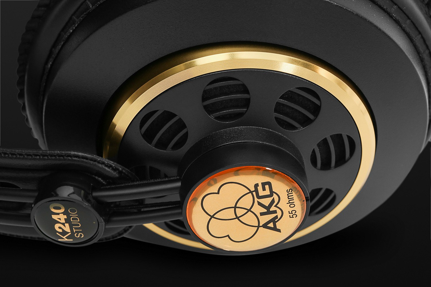 Akg k240 55 ohm hot sale