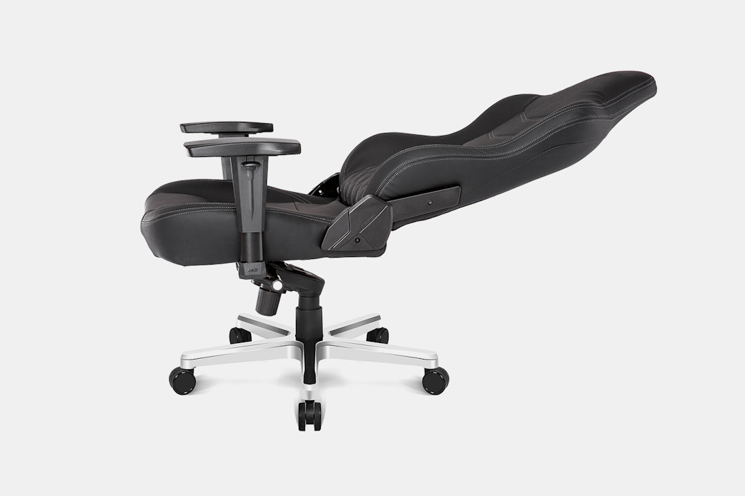 AKRacing ONYX/ONYX Deluxe Office Series Chairs