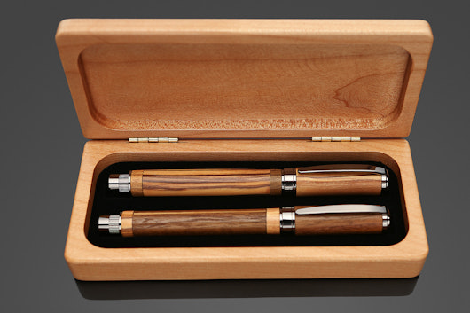 Allegory “The Cap” Fountain Pen & Leather Case