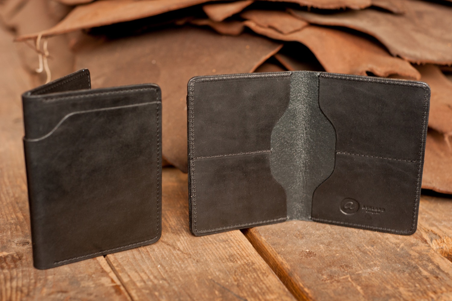 Ashland Leather Fat Herbie Wallet | Wallets | Drop