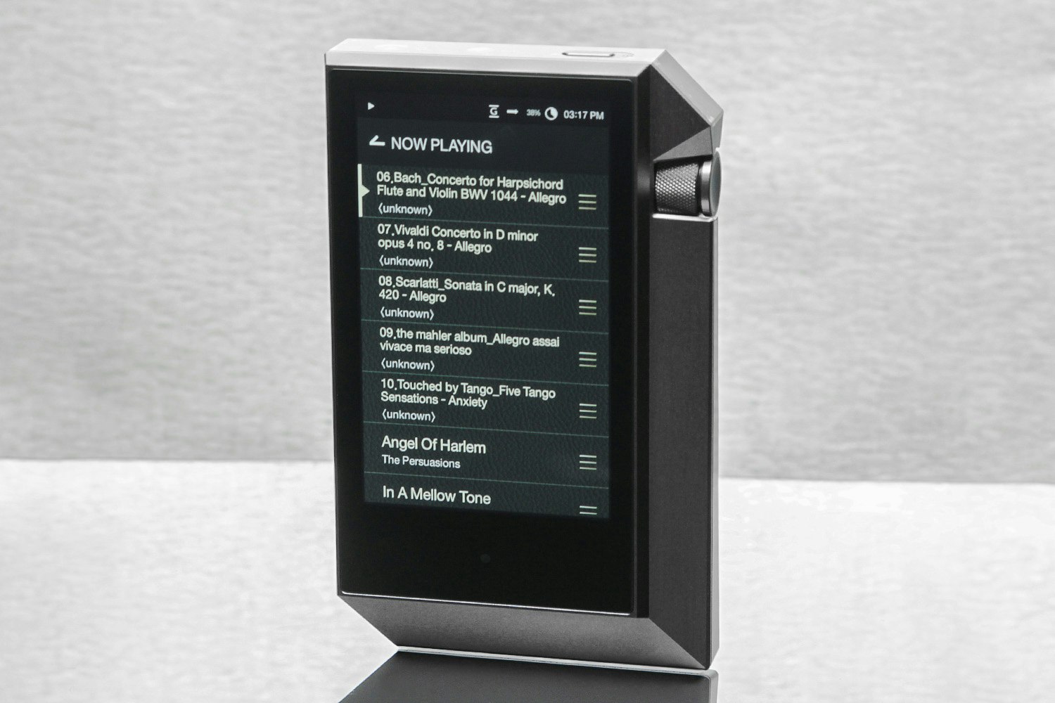 Astell&Kern AK100 II & AK240 DAPs