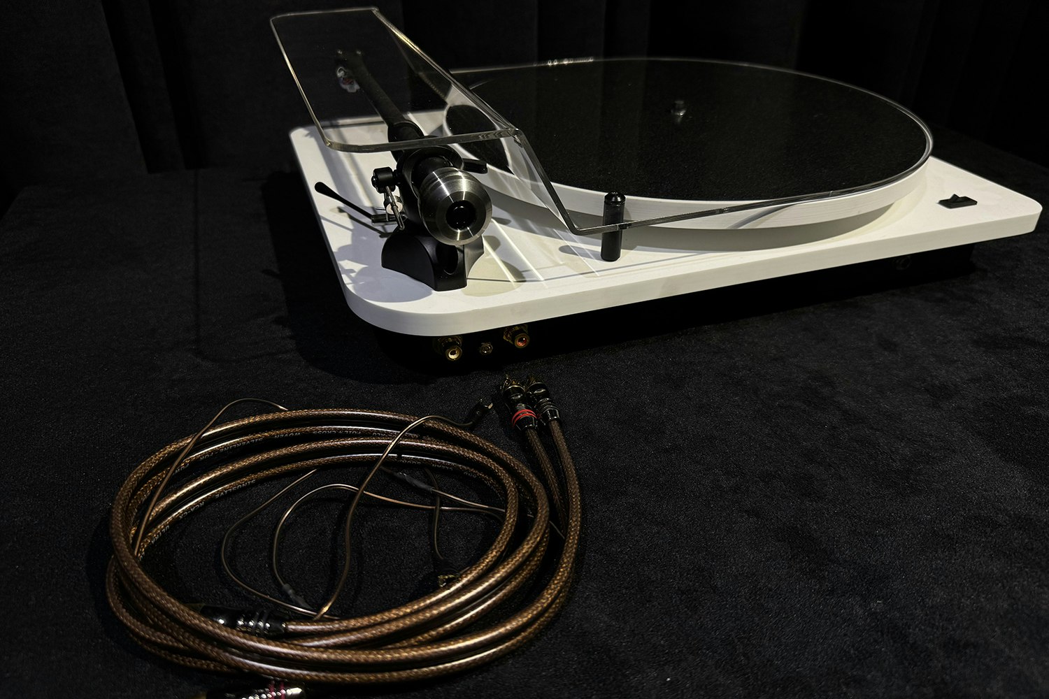 Auris Audio MYSTiK Turntable