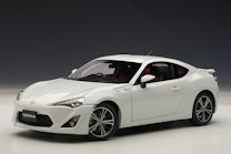 Toyota 86 GT "Limited Asian Version/RHD - White Pearl - (- $35)