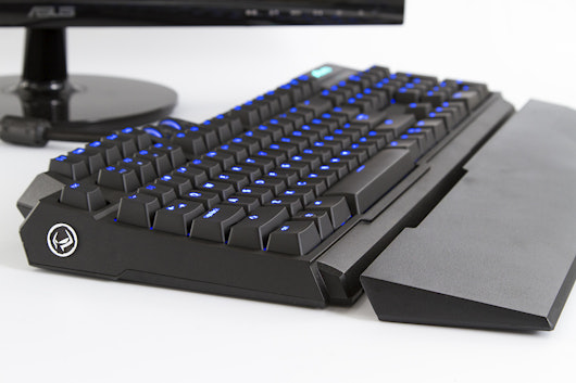 Aivia Gaming Mouse and Keyboard