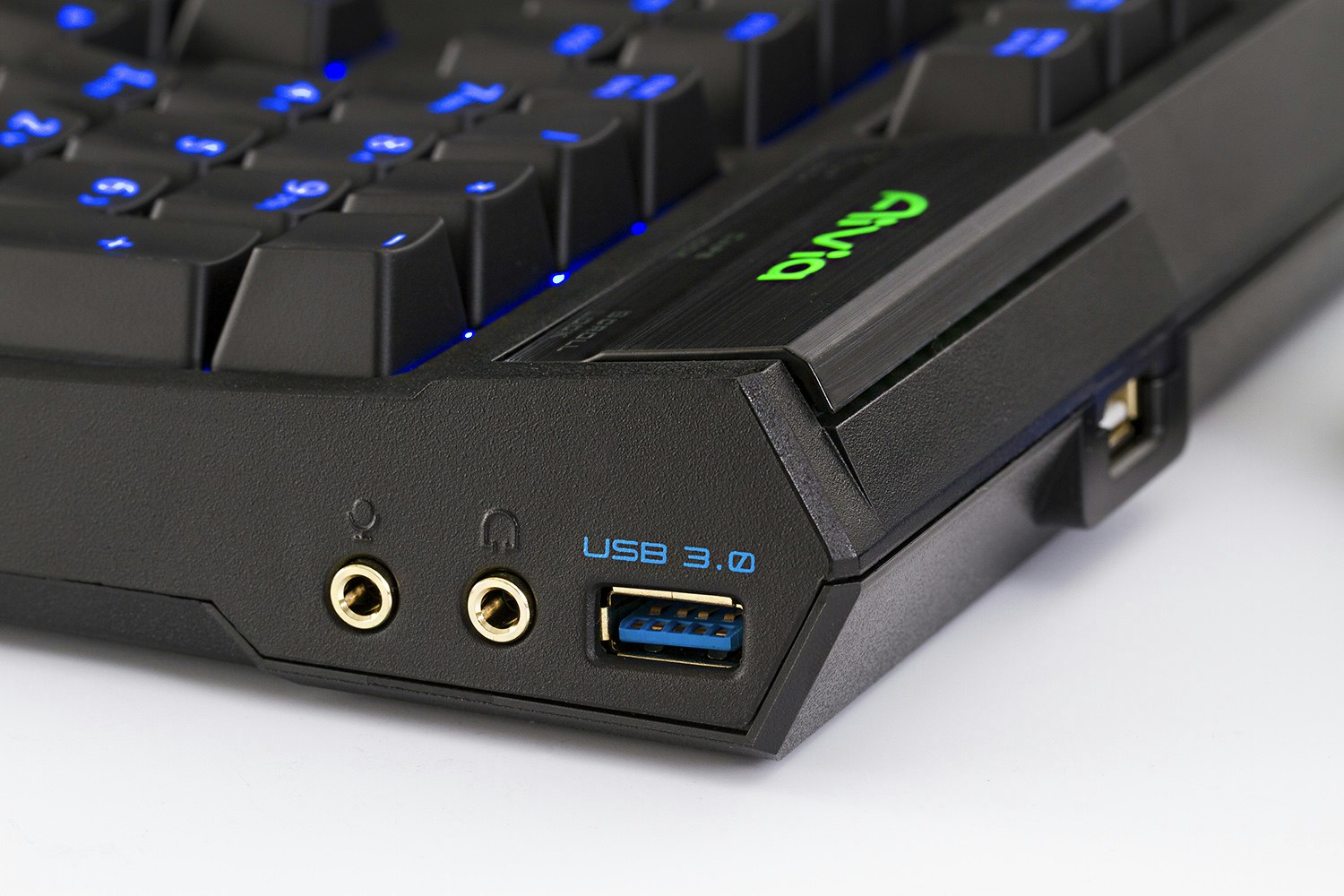 Aivia Gaming Mouse and Keyboard