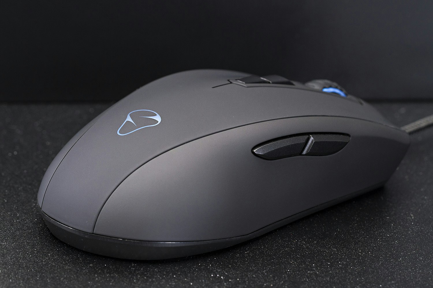 Mionix Avior 7000