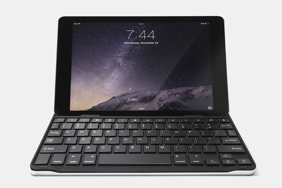 Azio Bluetooth Keyboard/Cover for iPad Air