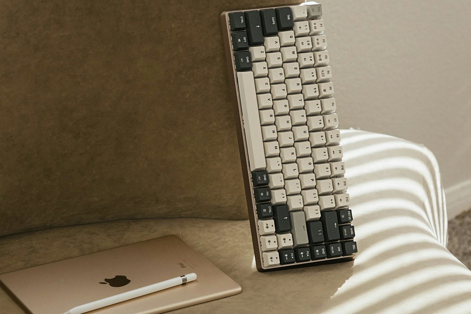 Azio Cascade 75% Wireless Hot-Swappable Keyboard