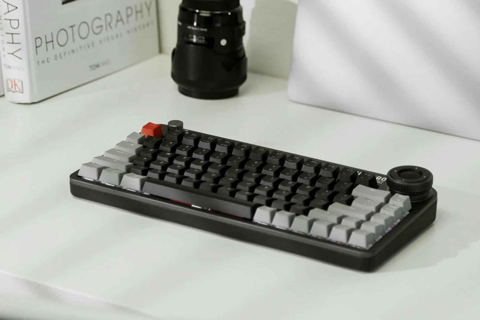 Azio FOQO Pro Wireless Hot-Swappable Mechanical Keyboard | Mechanical ...