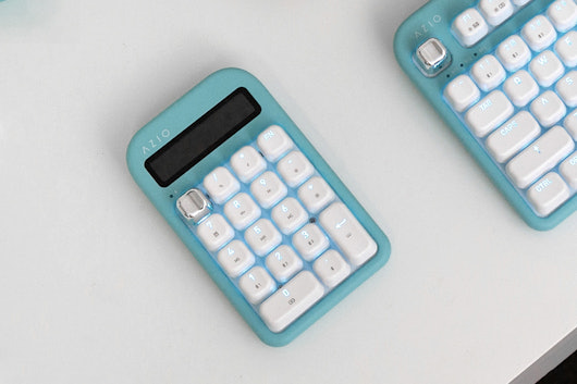 Azio IZO Wireless Numpad/Calculator