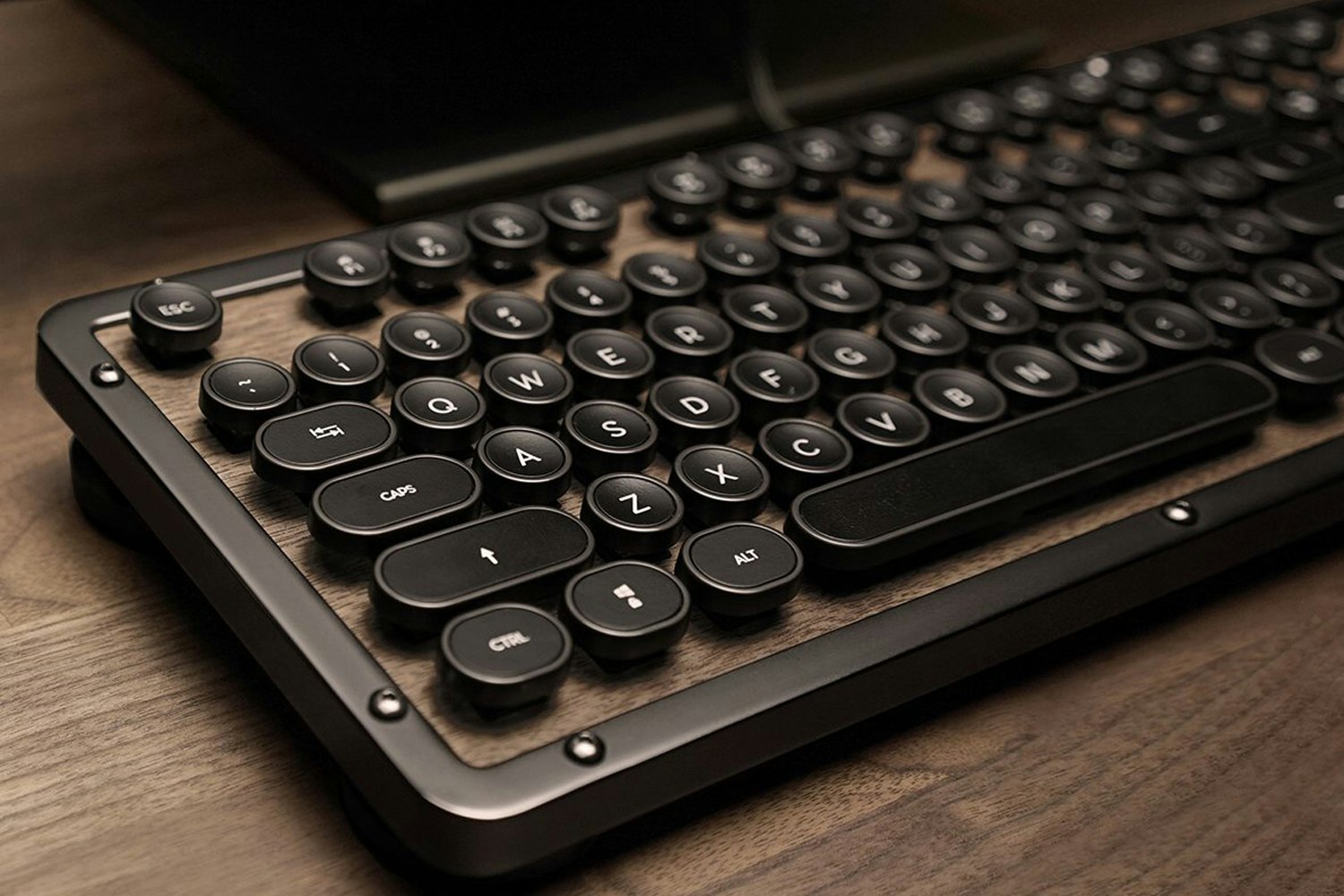 Azio Retro Classic Mechanical Keyboard