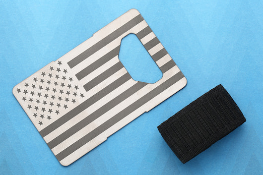 Barclay & Co. Spine Wallet: USA Flag