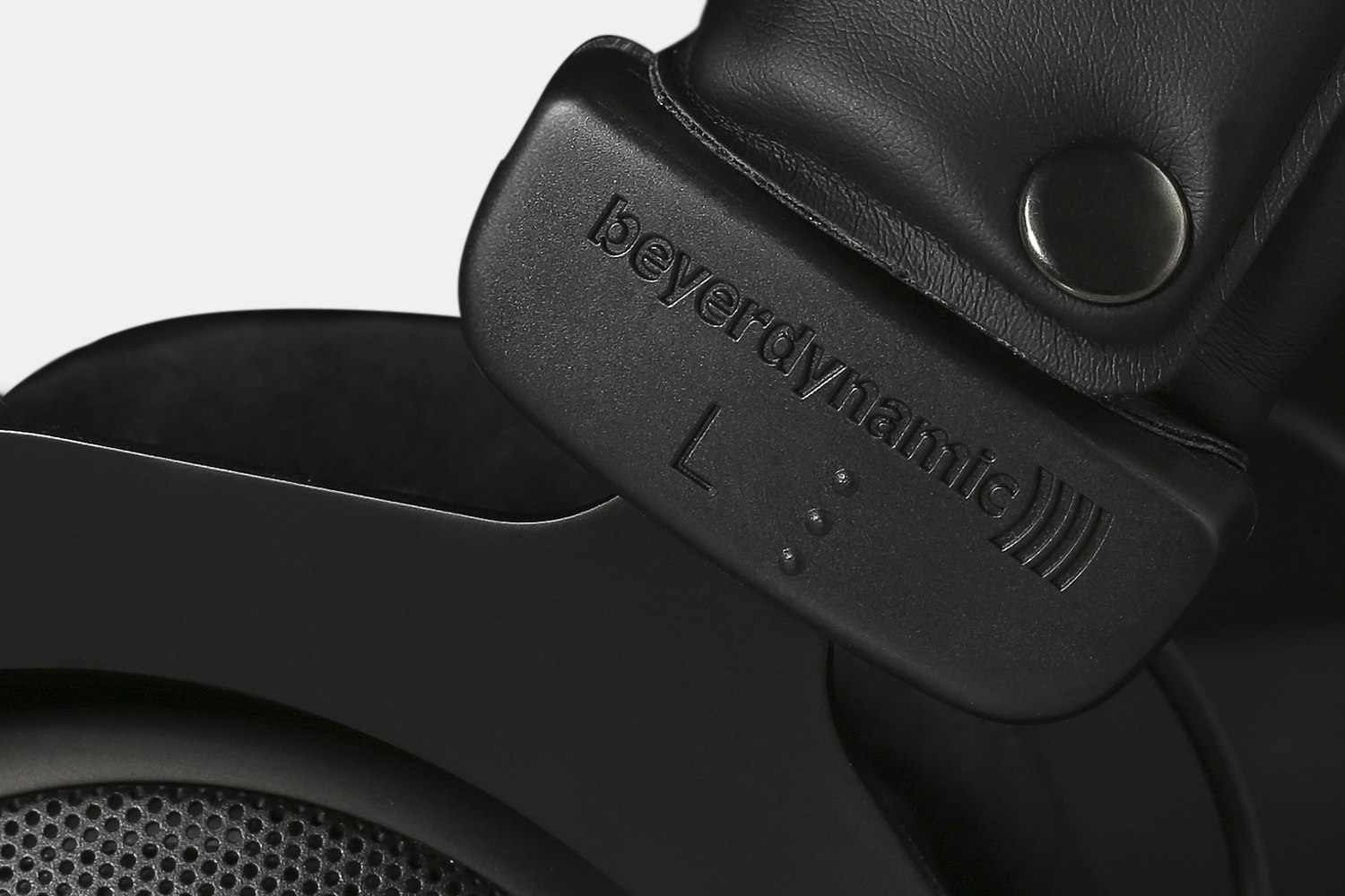 Beyerdynamic DT880 Pro Limited-Edition Black
