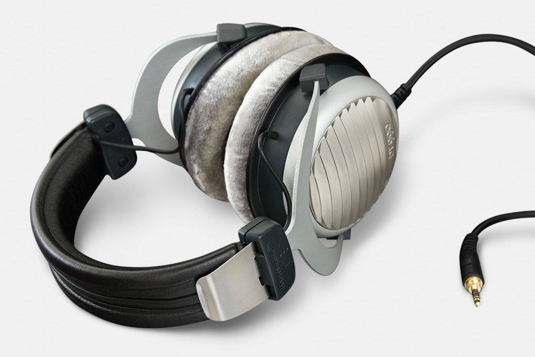 Beyerdynamic DT990 Premium Headphones