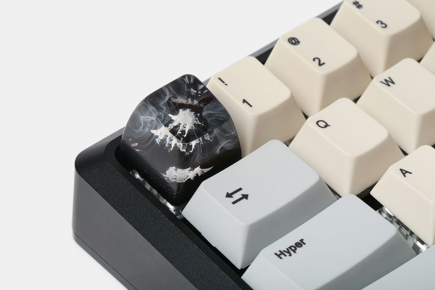 BKD Mt. Fuji Wood & Resin Artisan Keycap