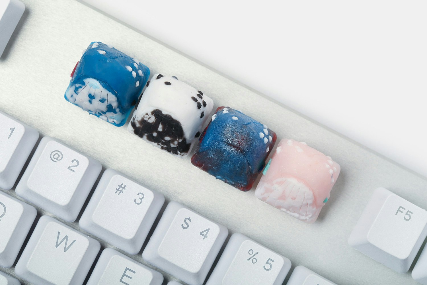 Bubble Keys Resin Humpback Whale Artisan Keycap