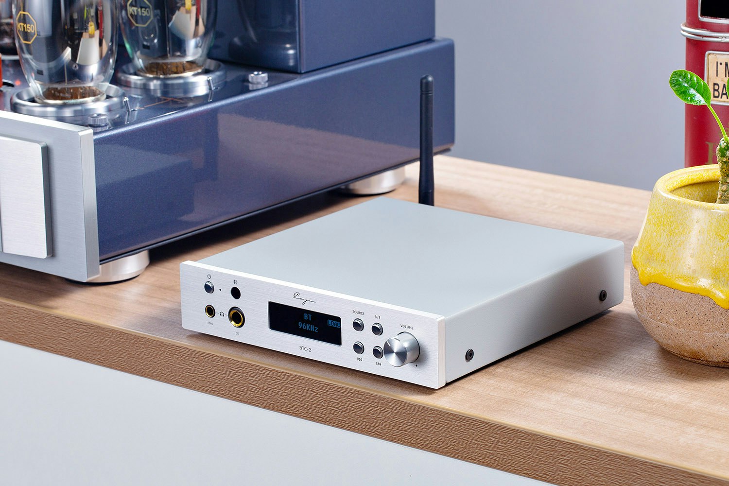 Cayin BTC-2 Hi-Res Bluetooth DAC/Amp